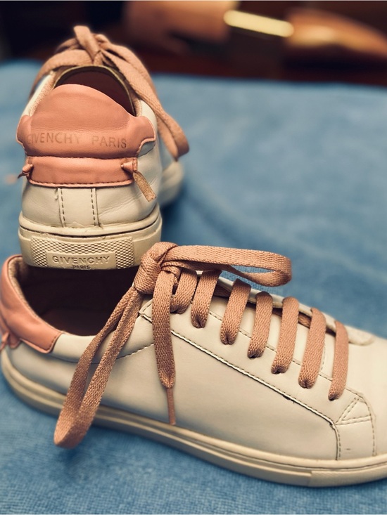Givenchy Shoes - Givenchy White & Pink Calf Skin Leather Sneakers Urban Street Knots Size 7